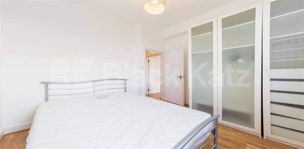			1 Bedroom, 1 bath, 1 reception Apartment			 Sinclair Road, SHEPHERDS BUSH